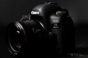 Canon 5D4 Product