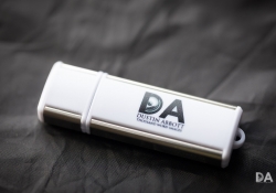 14 Flash Drives