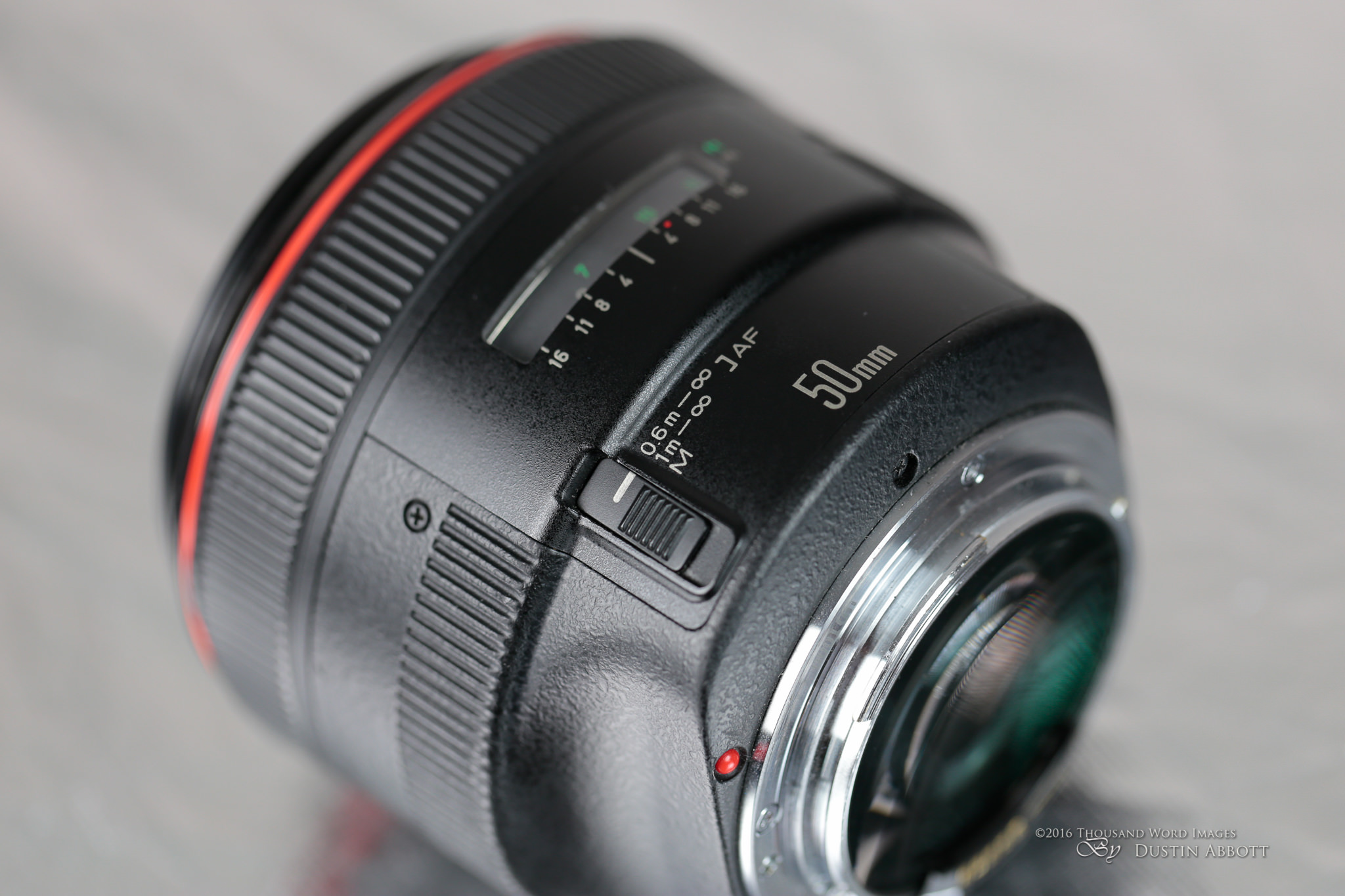 Ef c g. Canon EF 50mm f/1l USM. Canon EF 50mm f/1.0. Canon EF 50mm f/1.4. Canon 50 1.0.
