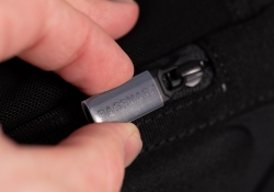 08 Outer Pockets