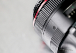 Canon f1-8
