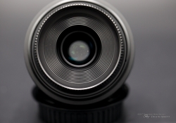 Canon 35 Macro Product-10