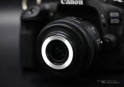 Canon 35 Macro Product-3