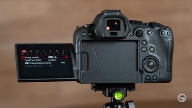 Canon R6-II Hands-on: Faster, more resolution and reduced heating