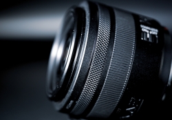 Canon-EOS-R-10