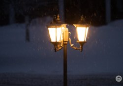 37-Snowing