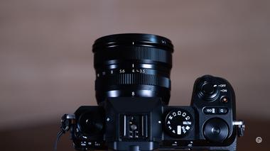 FUJIFILM X-T4 and SIRUI 50mm Anamorphic Lens - Handheld Sample