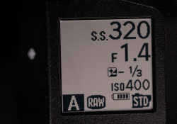 08-LCD-1