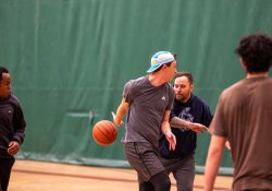 33-Behind-the-Back-3