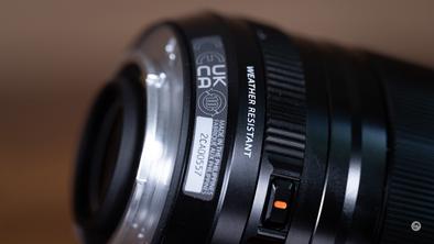 Fujifilm XF 18-55mm f/2.8-4 R LM OIS Fujinon APS-C Lens for X-Mount, Black  {58} - With Caps, Hood and Lens Wrap - LN