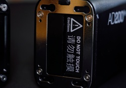 AD200-Pro-Product-9