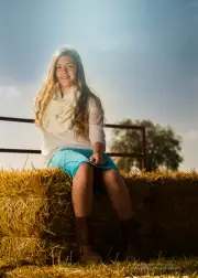 Farm Girl-3
