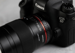 Samyang 135mm f/2 ED UMC