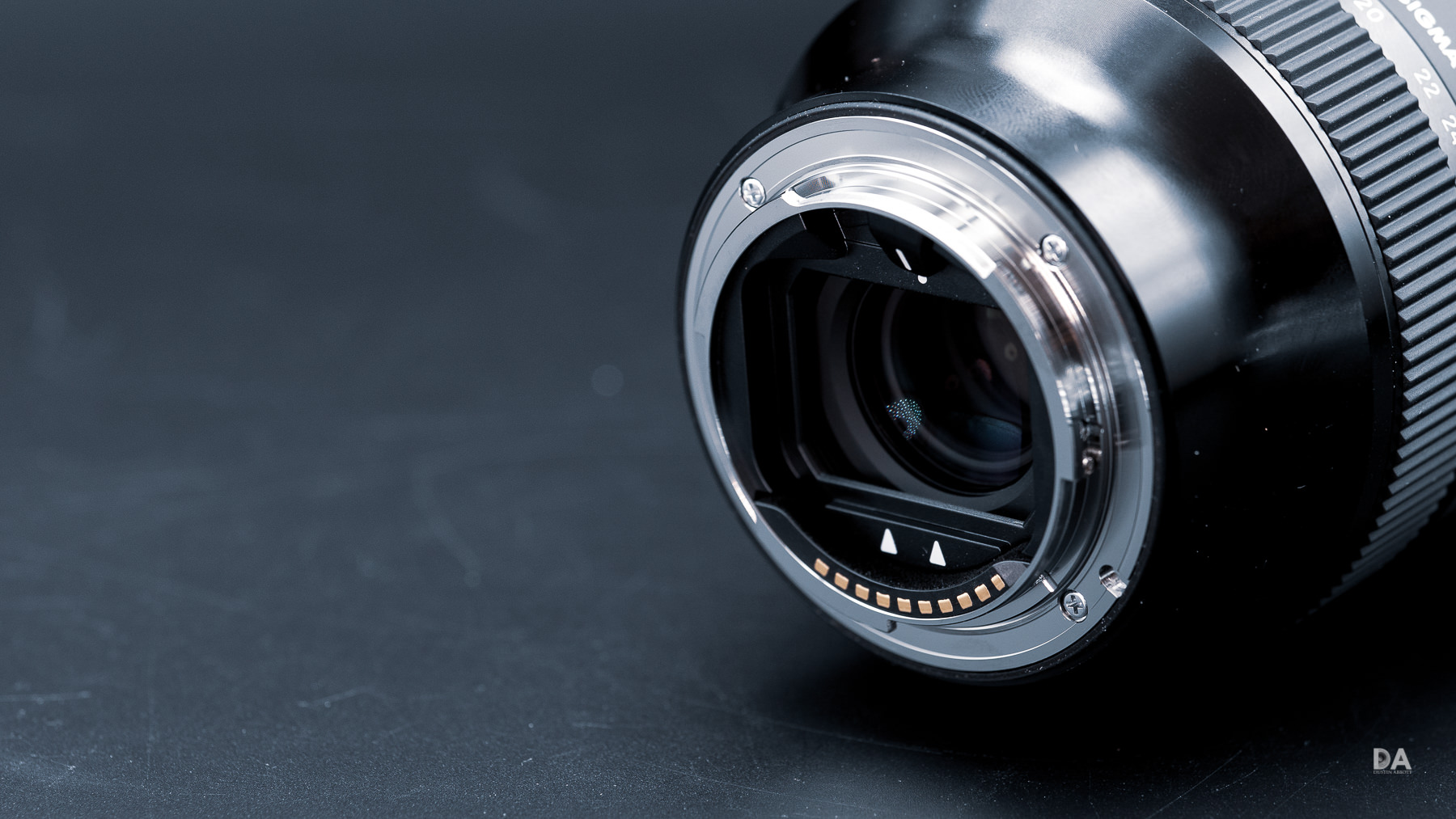 08-Rear-of-Lens