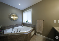 05-Bathroom