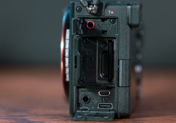 Sony-a7C-Product-12