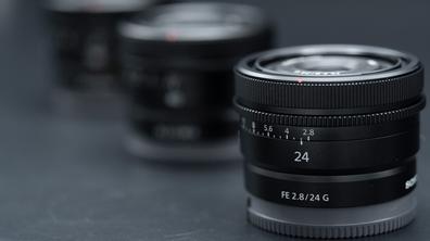 What advantages do a 40mm prime lens have over a 35 or 50? - Quora