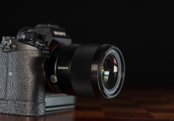 Sony-FE-35-Product-9