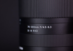 Tamron-70-300-Product-2