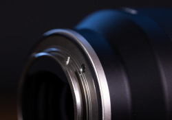 Tamron-70-300-Product-4