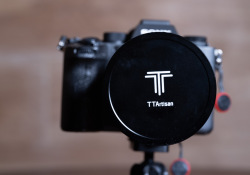 13-Lens-Cap
