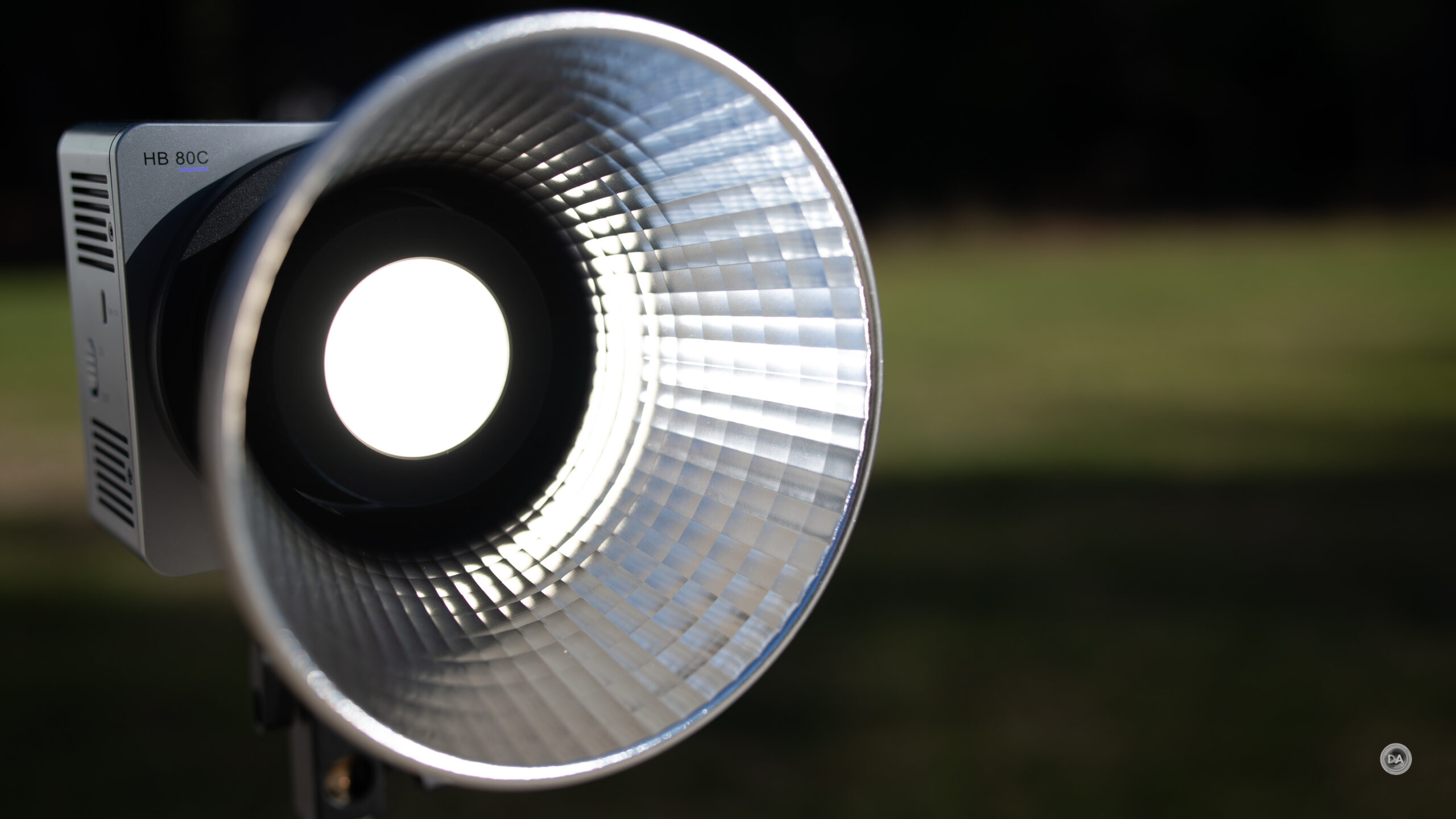 NEEWER HB80C 80W RGBWW LED Video Light - Built-in 72Wh Battery, PD Fast Charging, Bowens Mount, 2500K-7500K, App Control